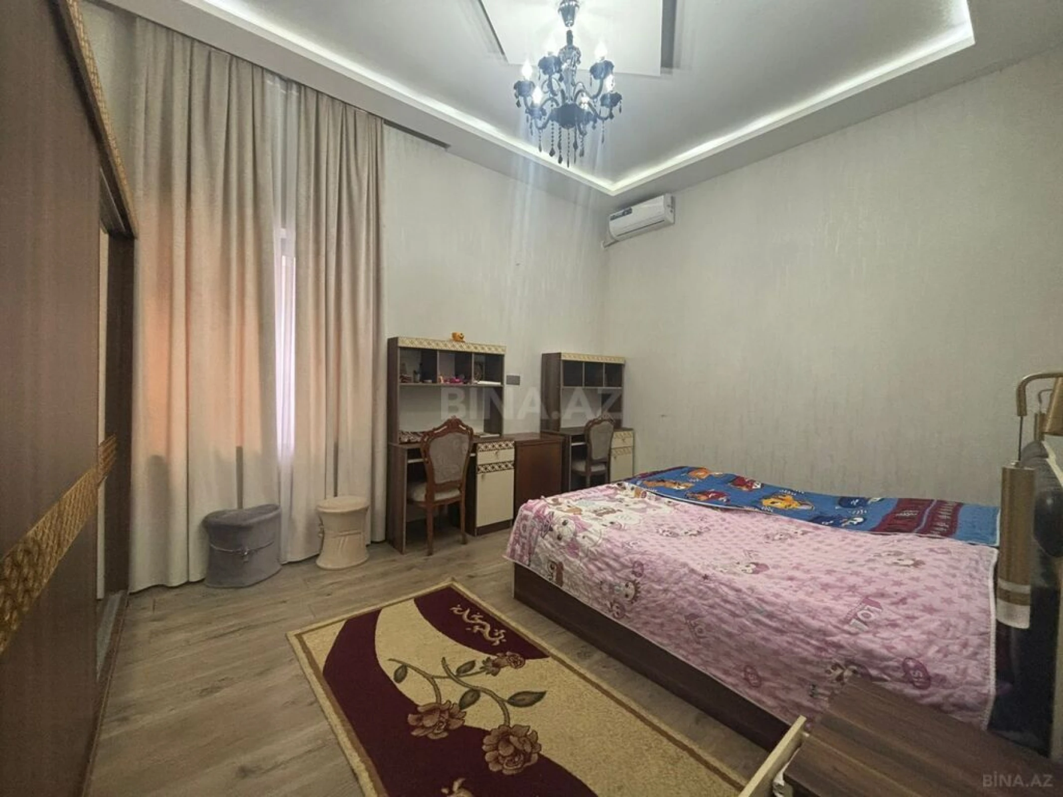 Kirayə verilir 4 otaqlı həyət evi 200 m²