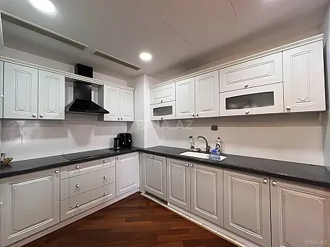 Kirayə verilir 3 otaqlı mənzil 110 m²