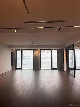Satılır 4 otaqlı mənzil 303 m² — Bakı, Bayıl 4 otaq 303.00 m²