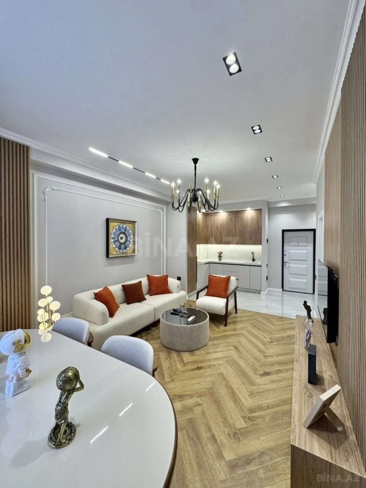 Satılır 2 otaqlı mənzil 55 m²