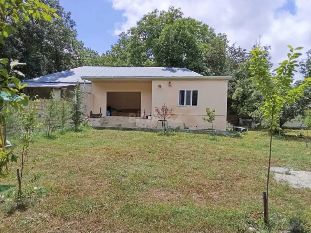 Kirayə verilir 3 otaqlı həyət evi 100 m²