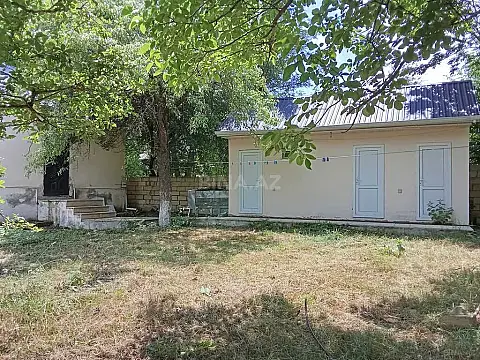 Kirayə verilir 3 otaqlı həyət evi 100 m²