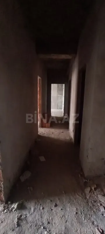 Satılır 2 otaqlı mənzil 114 m²