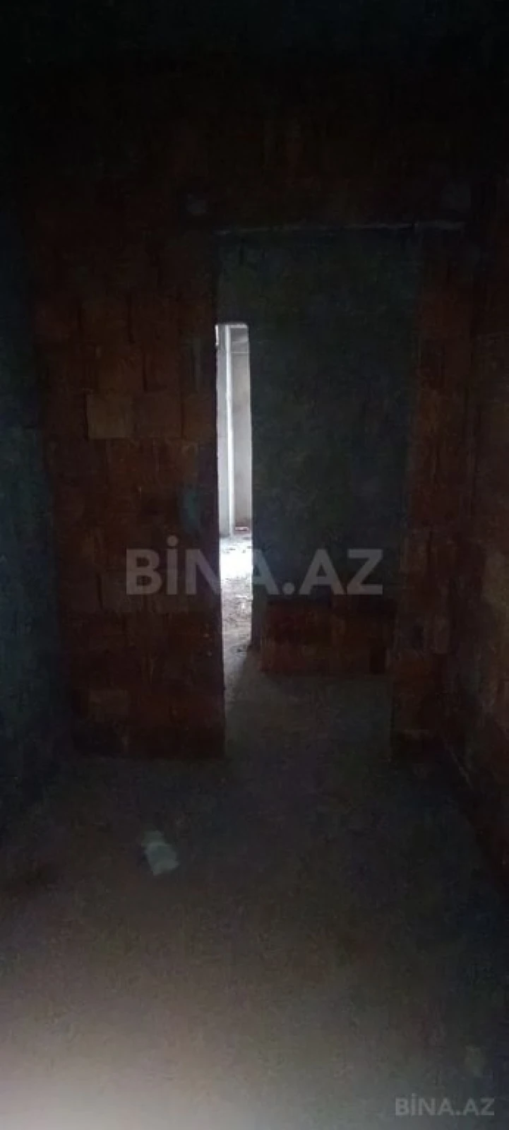 Satılır 2 otaqlı mənzil 114 m²