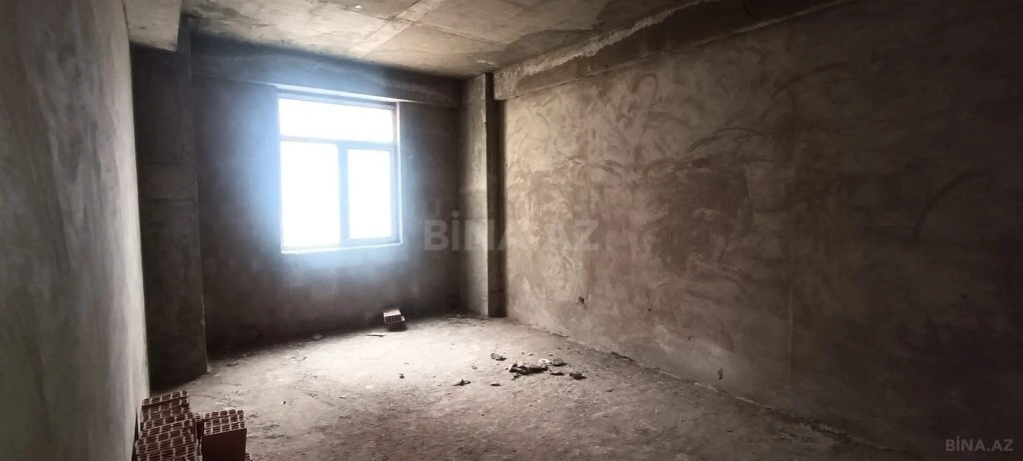 Satılır 2 otaqlı mənzil 114 m²