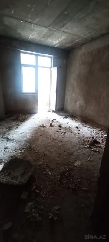 Satılır 2 otaqlı mənzil 114 m²