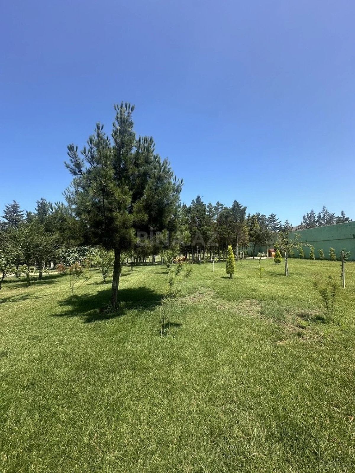 Satılır torpaq sahəsi 6 m²