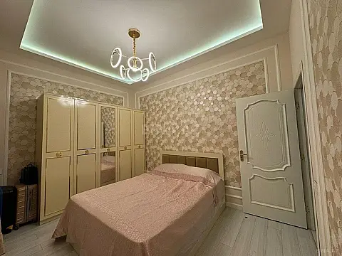 Kirayə verilir 5 otaqlı həyət evi 350 m²