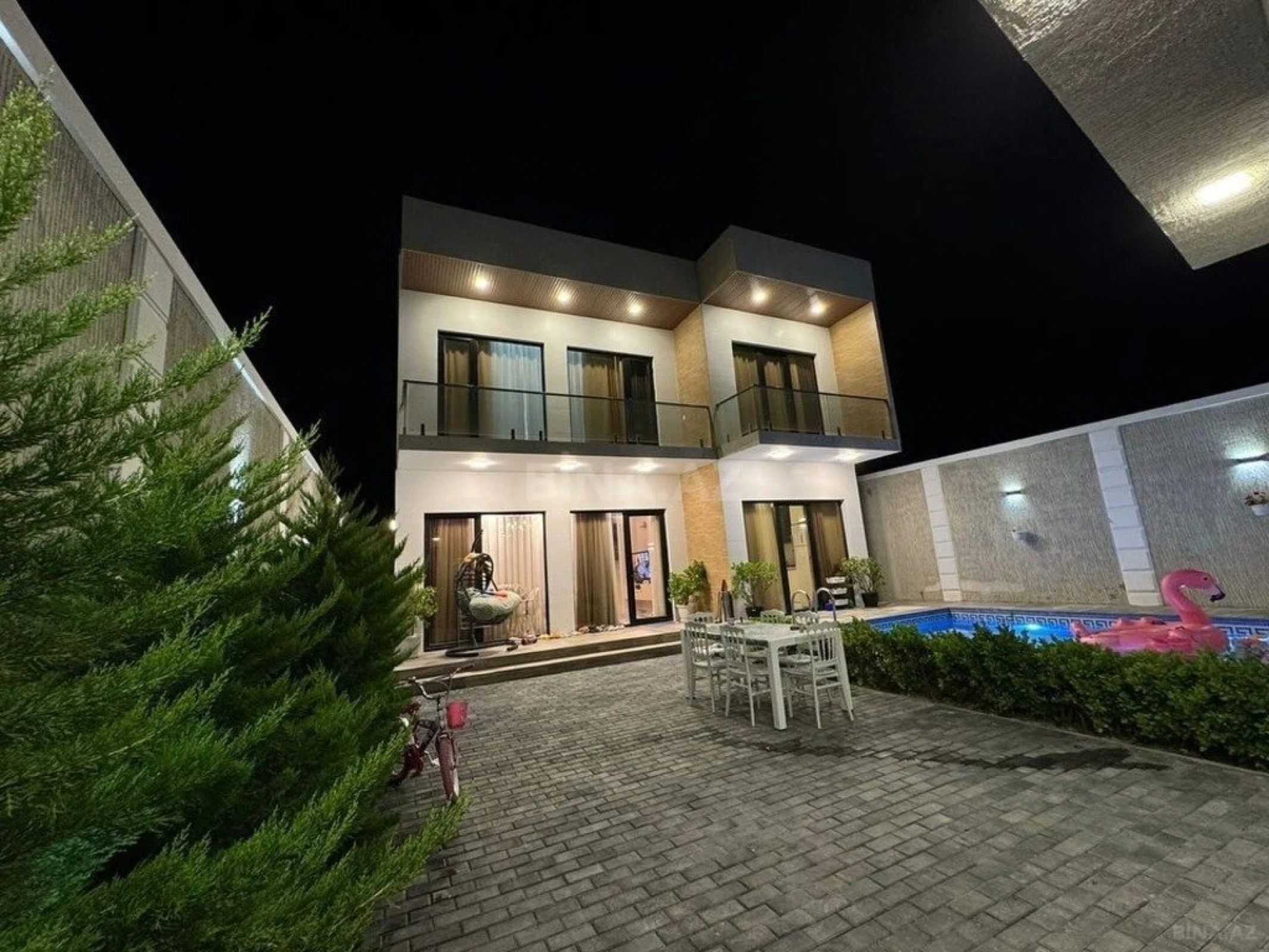 Kirayə verilir 5 otaqlı həyət evi 350 m²