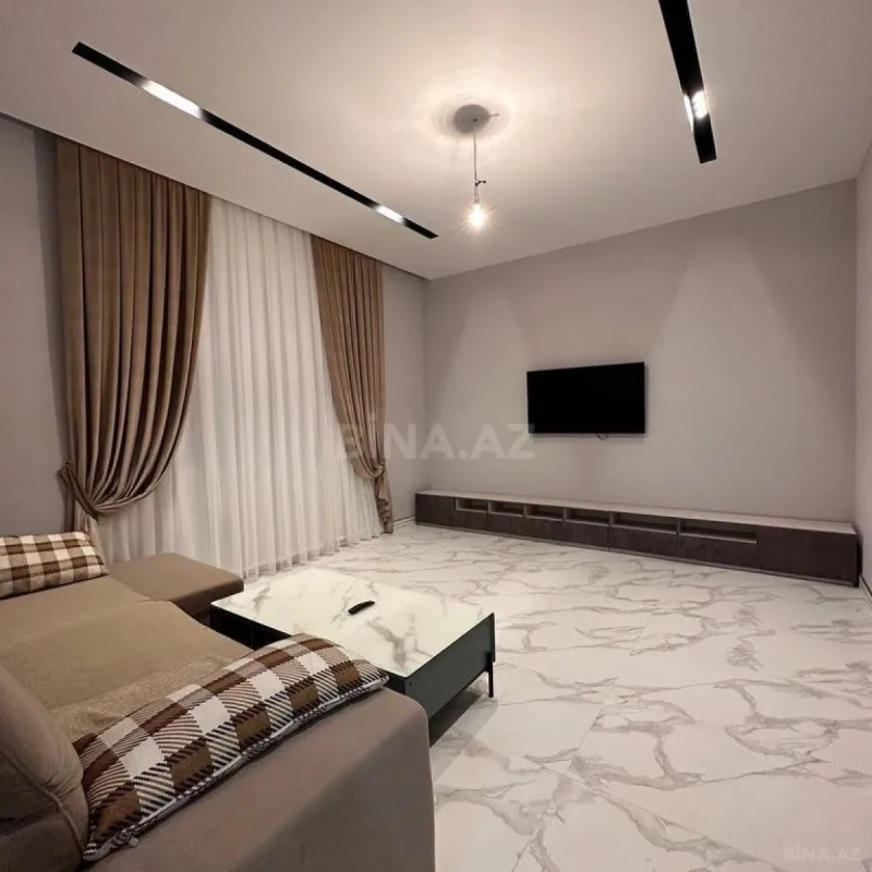 Kirayə verilir 5 otaqlı həyət evi 400 m²