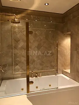 Satılır 5 otaqlı mənzil 285 m²