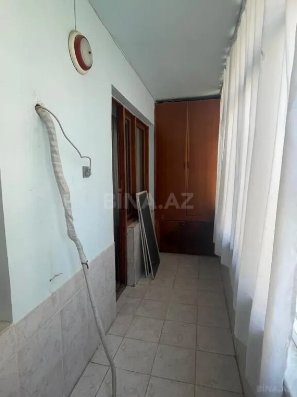 Satılır 5 otaqlı mənzil 155 m²