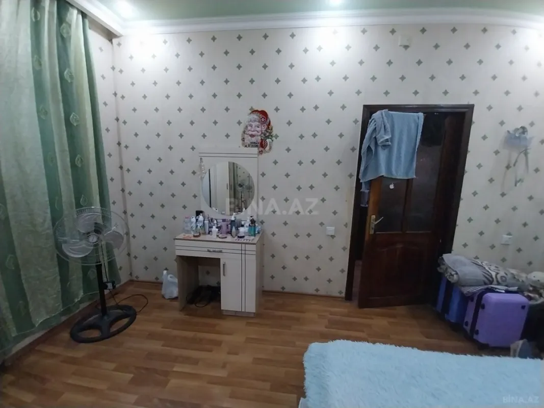 Satılır 2 otaqlı mənzil 65 m²