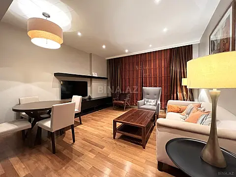 Kirayə verilir 3 otaqlı mənzil 130 m²