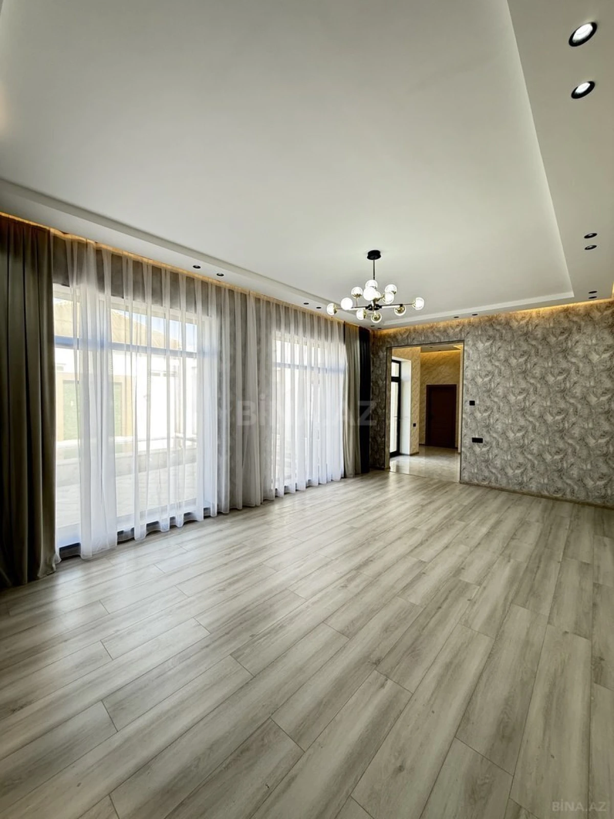 Satılır 4 otaqlı həyət evi 130 m²
