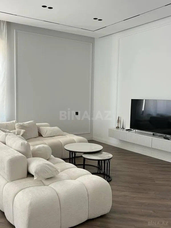 Kirayə verilir 5 otaqlı həyət evi 400 m²