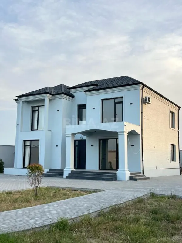Kirayə verilir 5 otaqlı həyət evi 400 m²