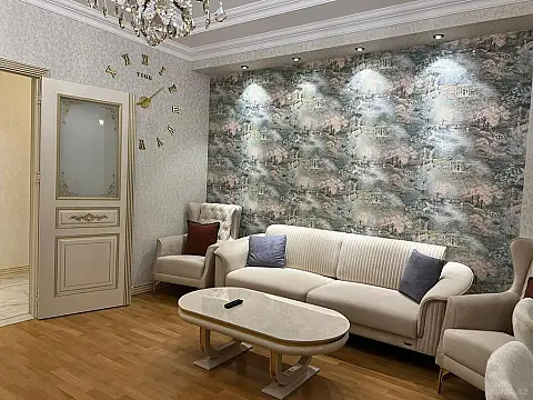 Satılır 3 otaqlı mənzil 122 m² — Bakı 3 otaq 122.00 m²