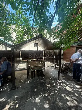 Satılır obyekt 250 m²