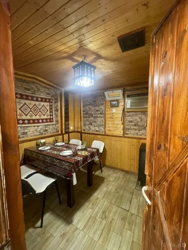 Satılır obyekt 250 m²