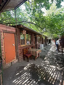 Satılır obyekt 250 m²