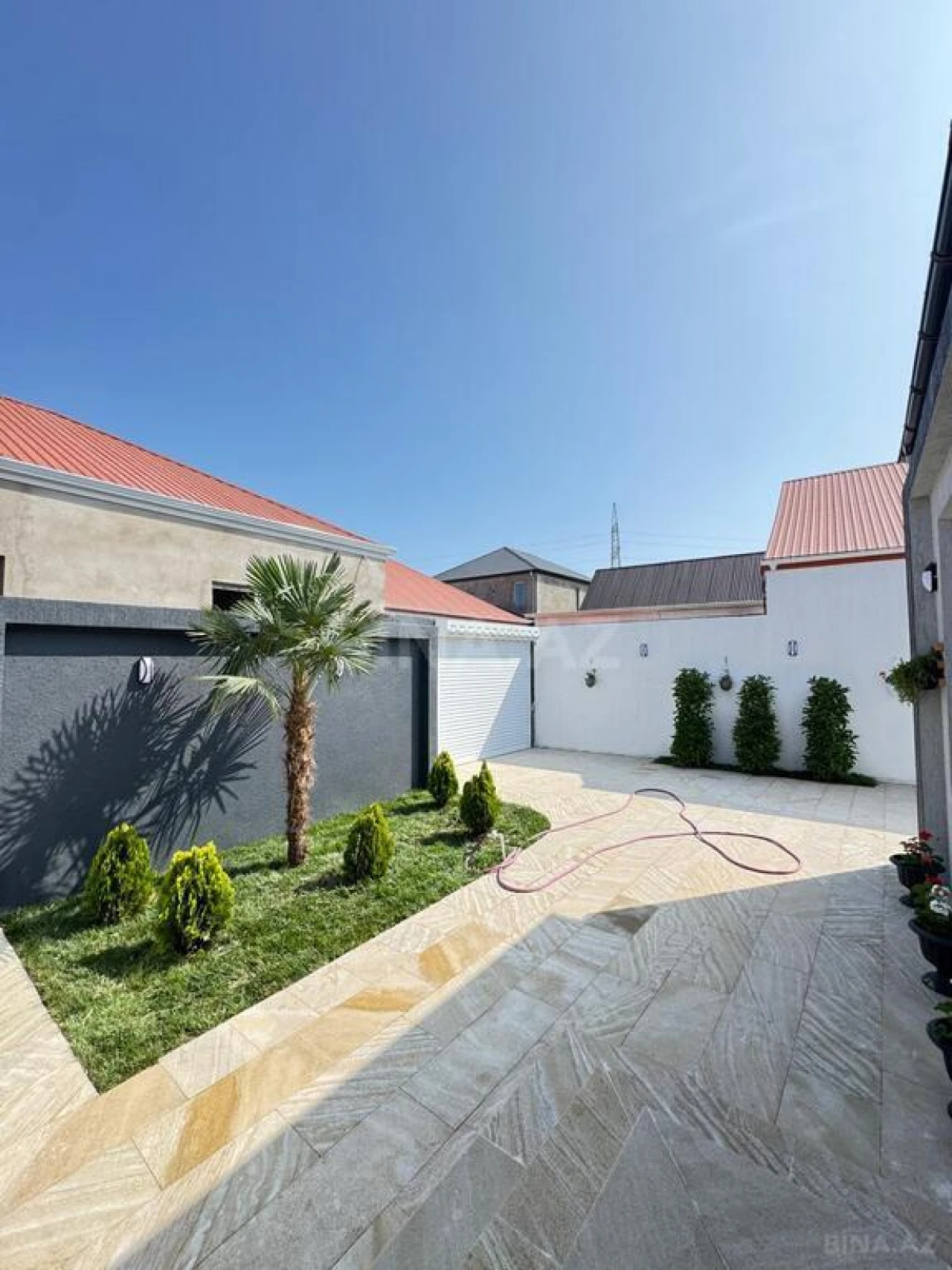 Satılır 4 otaqlı həyət evi 140 m²