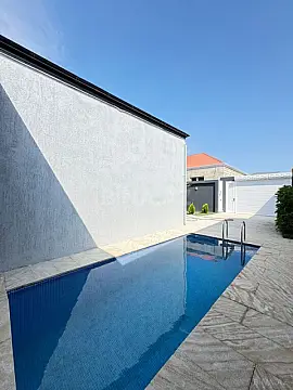 Satılır 4 otaqlı həyət evi 140 m²