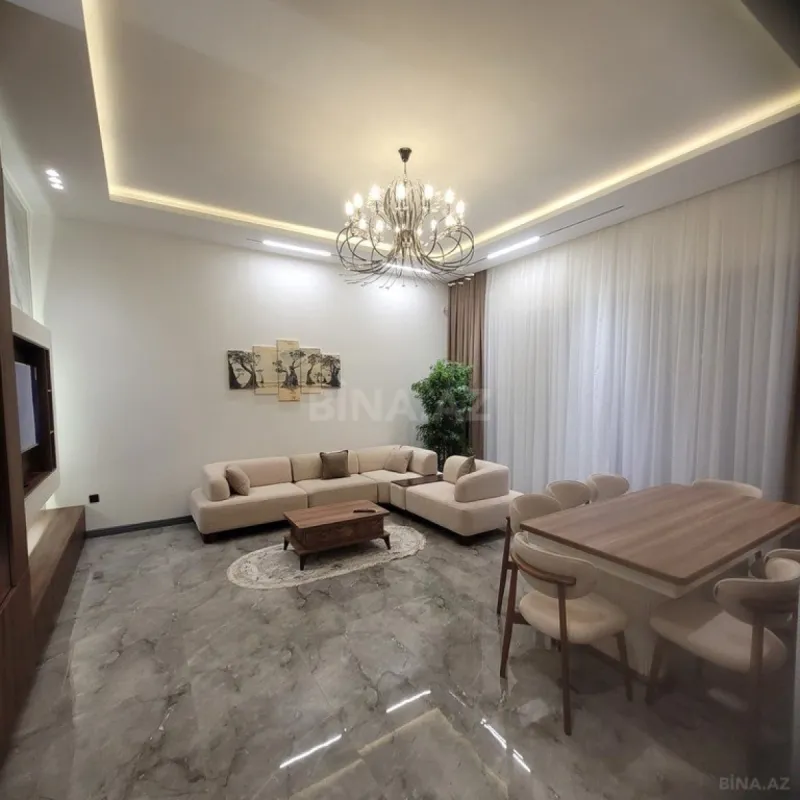 Satılır 4 otaqlı həyət evi 200 m²