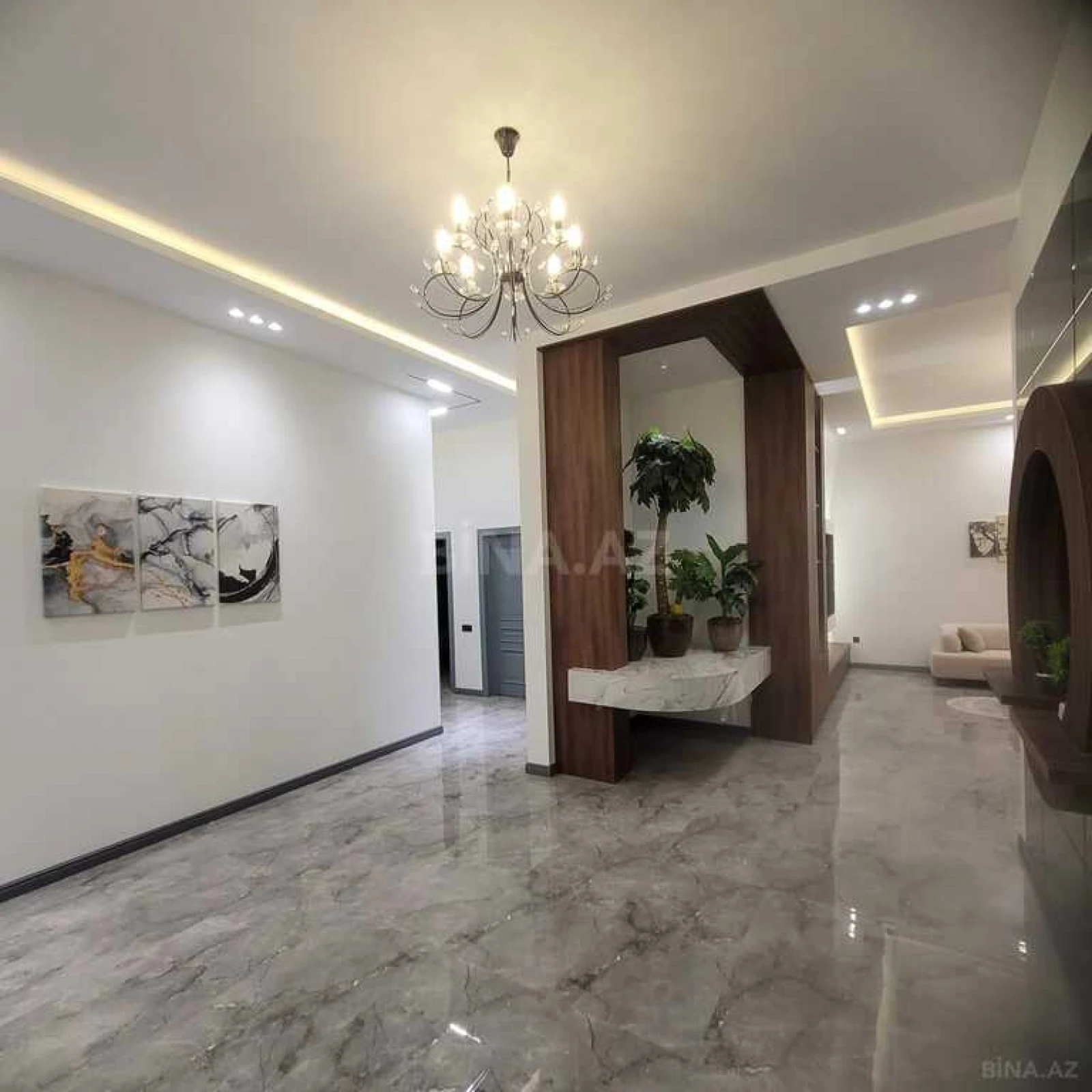 Satılır 4 otaqlı həyət evi 200 m²