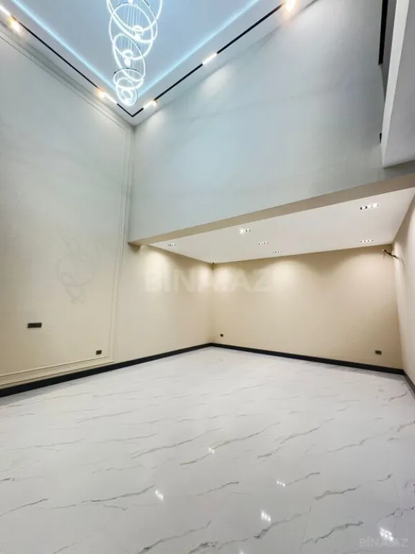 Satılır 6 otaqlı həyət evi 450 m²