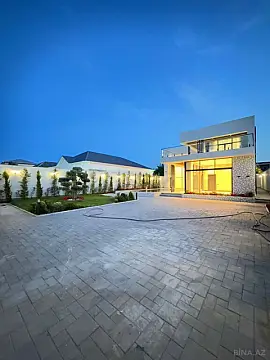 Satılır 6 otaqlı həyət evi 450 m²