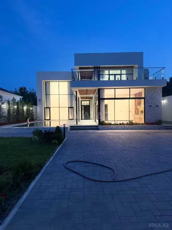 Satılır 6 otaqlı həyət evi 450 m²