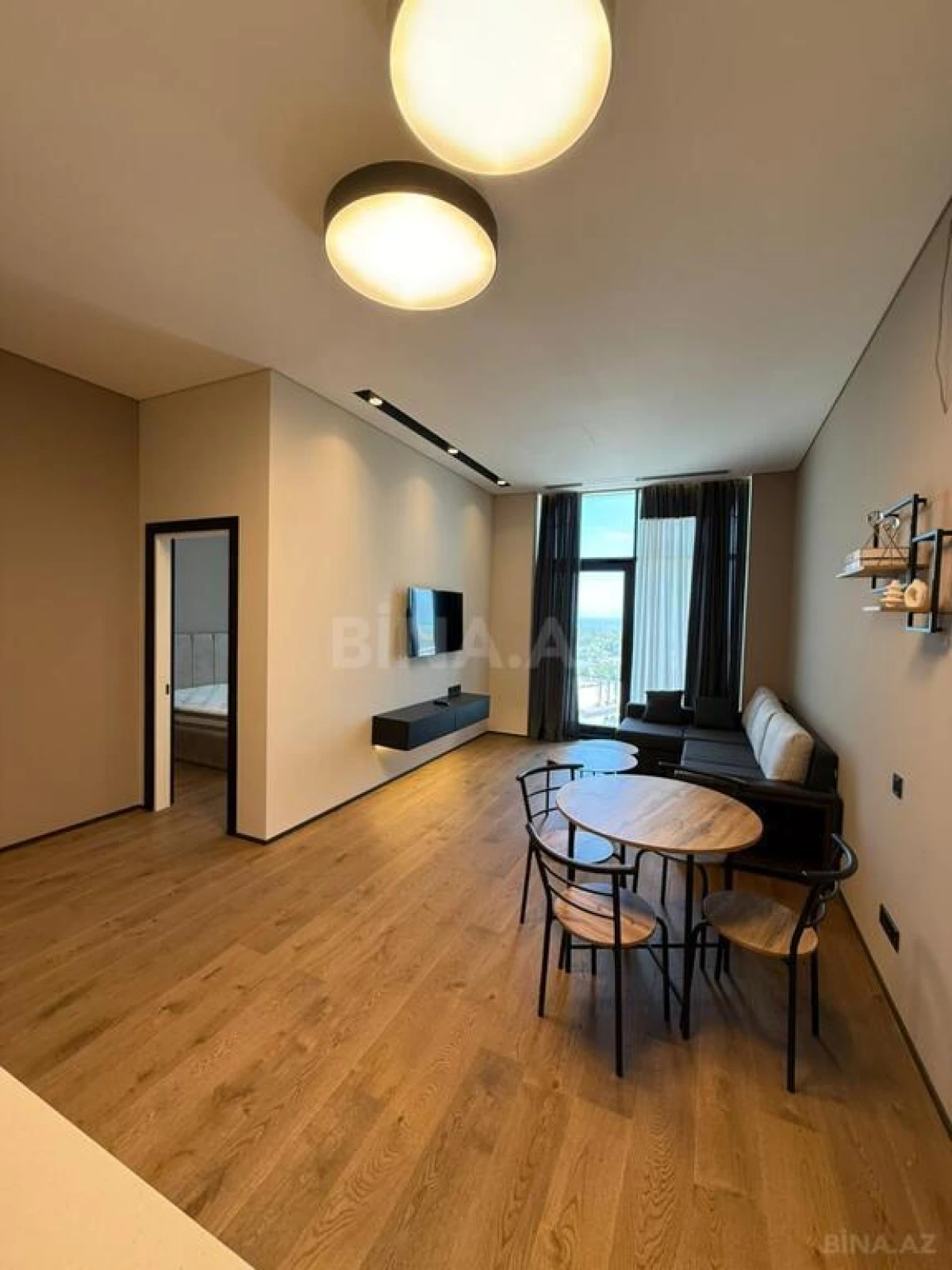 Satılır 2 otaqlı mənzil 65 m²
