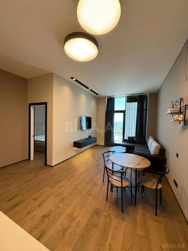 Satılır 2 otaqlı mənzil 65 m²