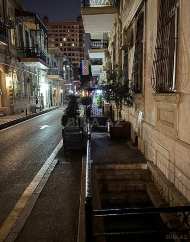 Satılır obyekt 120 m²