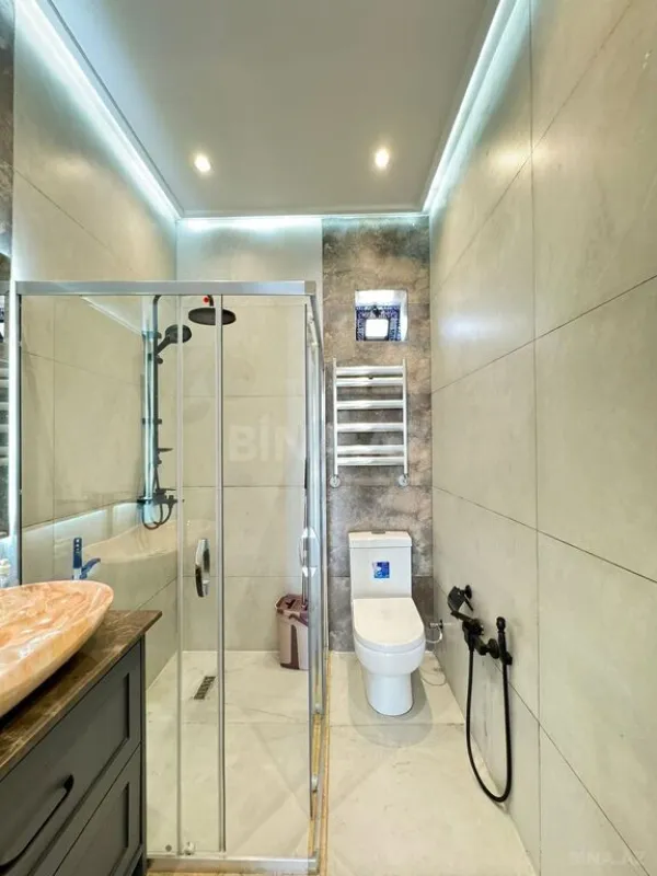 Satılır 4 otaqlı həyət evi 140 m²