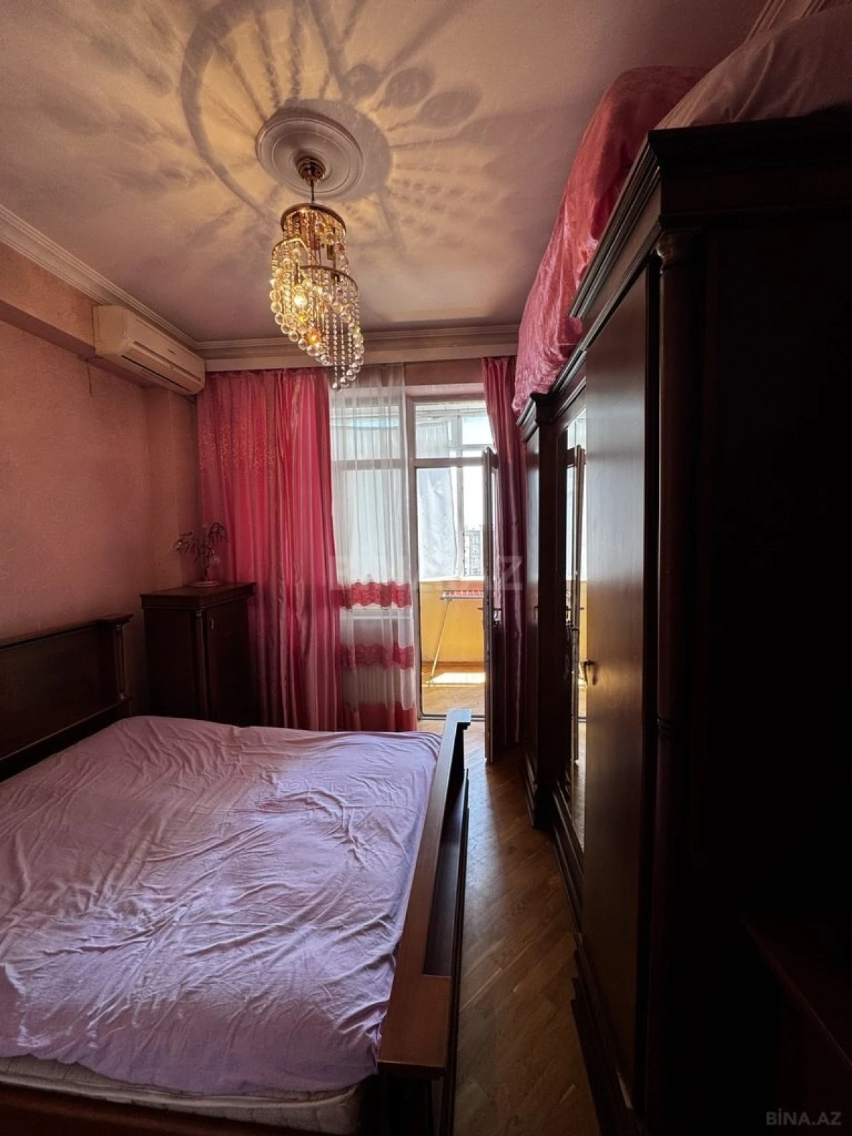 Kirayə verilir 2 otaqlı mənzil 70 m²