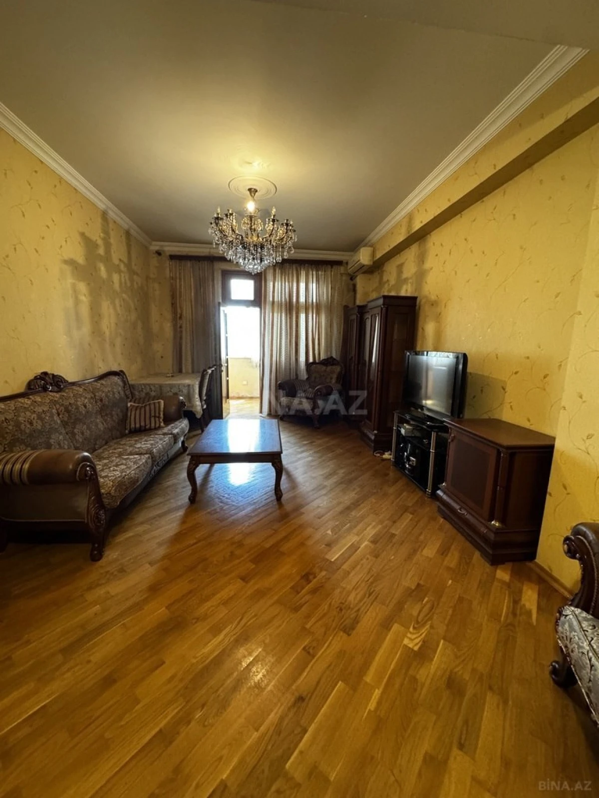 Kirayə verilir 2 otaqlı mənzil 70 m²