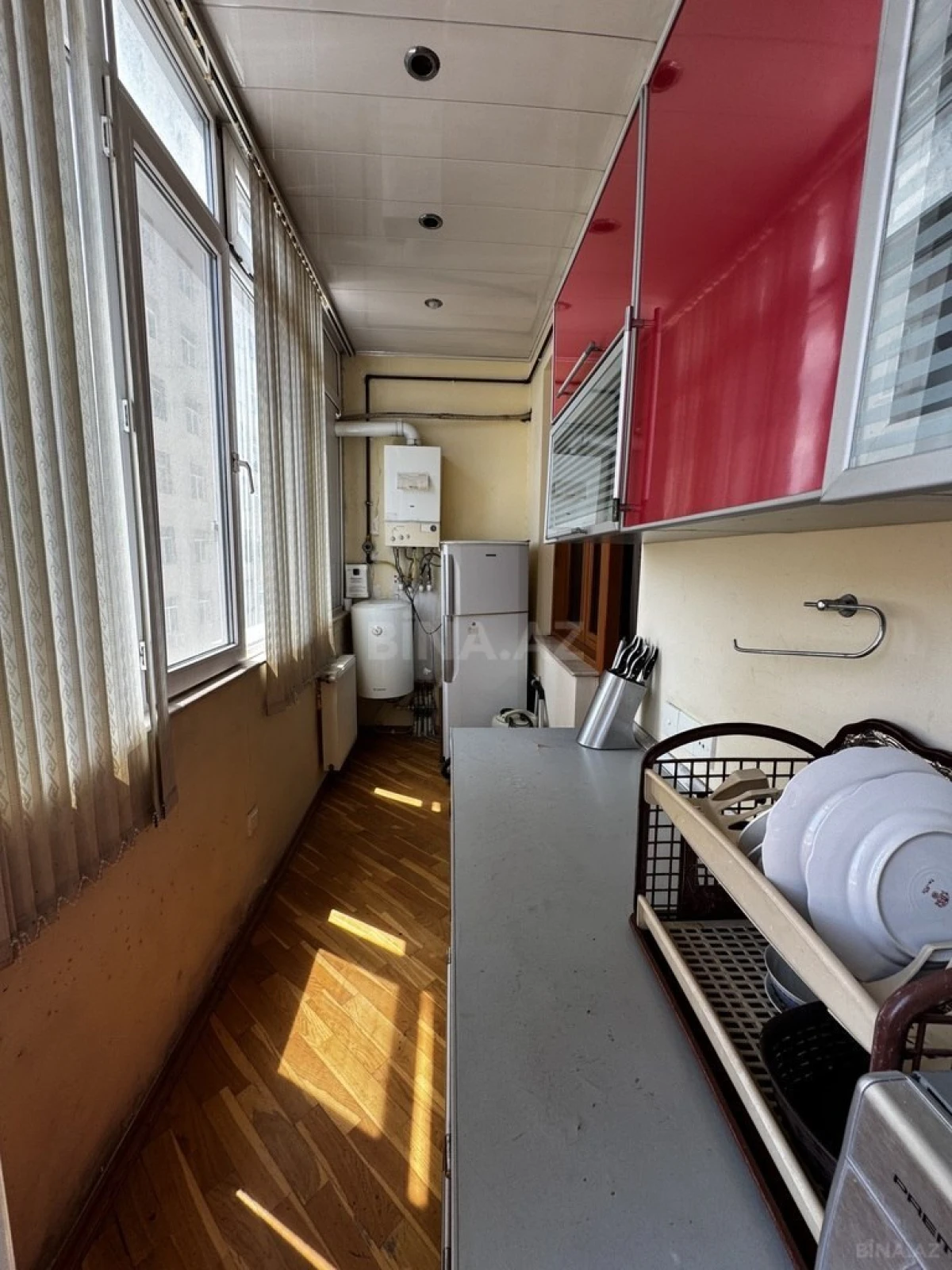 Kirayə verilir 2 otaqlı mənzil 70 m²