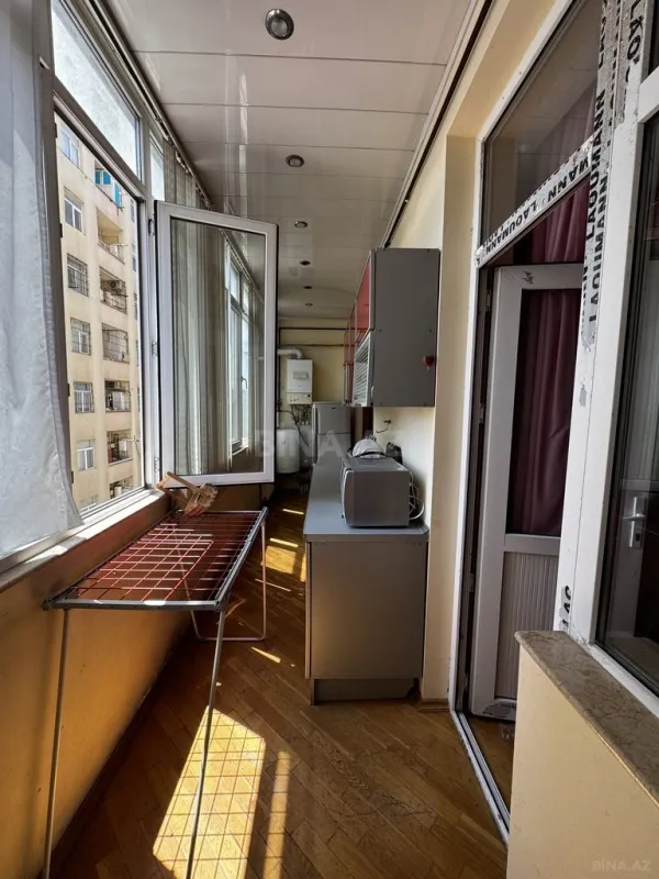 Kirayə verilir 2 otaqlı mənzil 70 m²