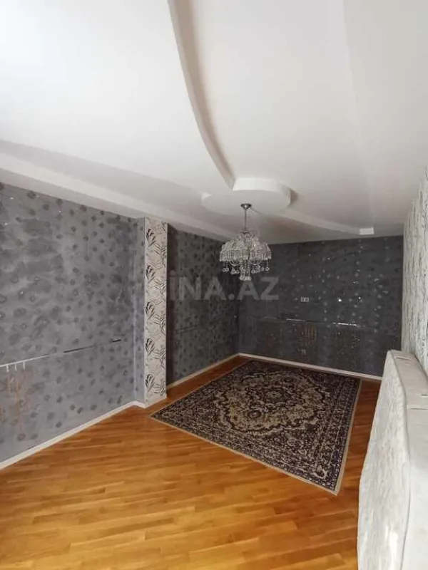 Satılır 4 otaqlı mənzil 160 m²