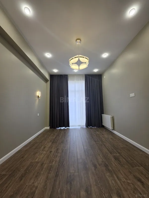 Satılır 2 otaqlı mənzil 65 m²