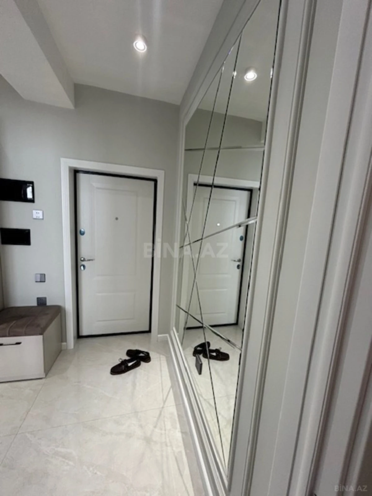 Satılır 2 otaqlı mənzil 51 m²