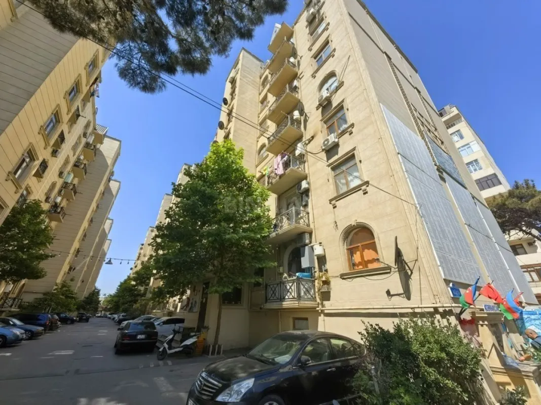 Satılır 2 otaqlı mənzil 50 m²