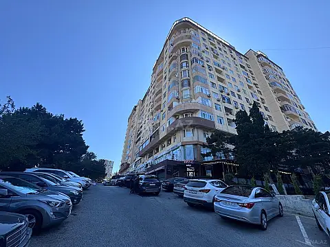 Kirayə verilir obyekt 250 m² — Bakı, Memar Əcəmi yanı 250.00 m²