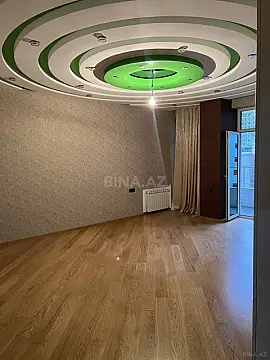 Satılır 4 otaqlı mənzil 157 m²