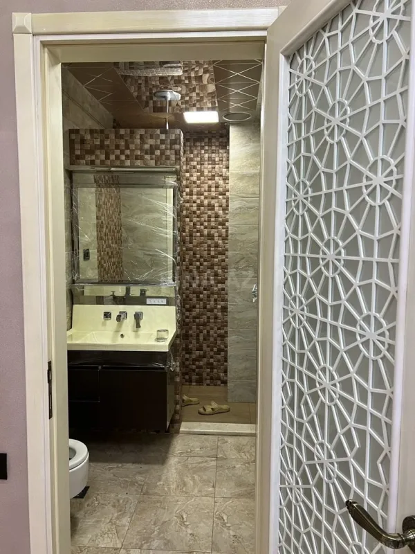 Satılır 4 otaqlı mənzil 157 m²