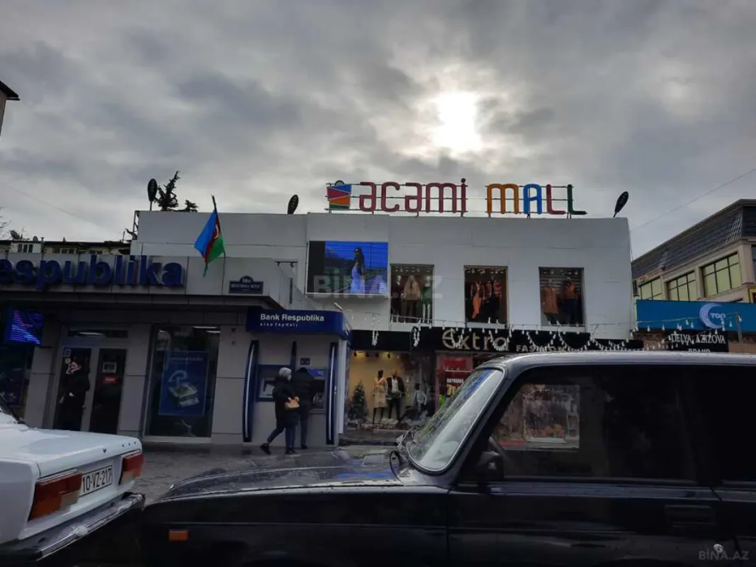 Satılır obyekt 65 m²