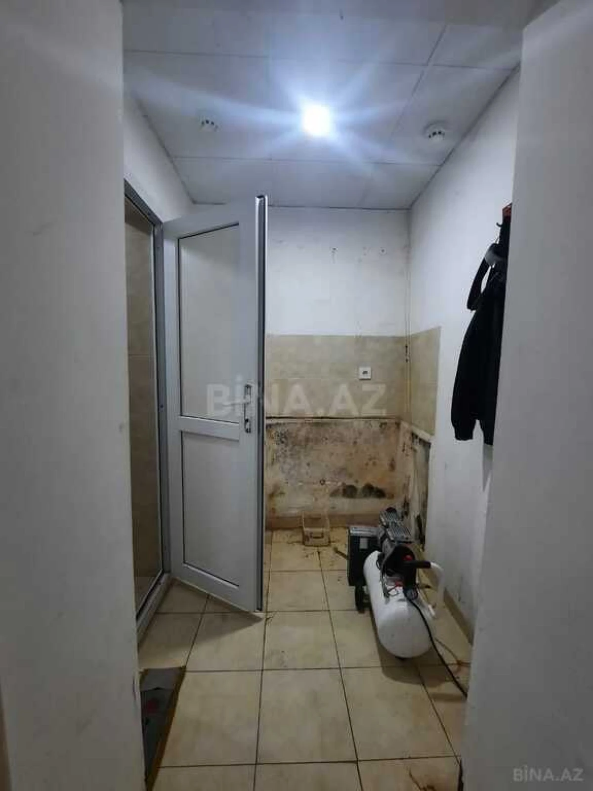Satılır obyekt 65 m²