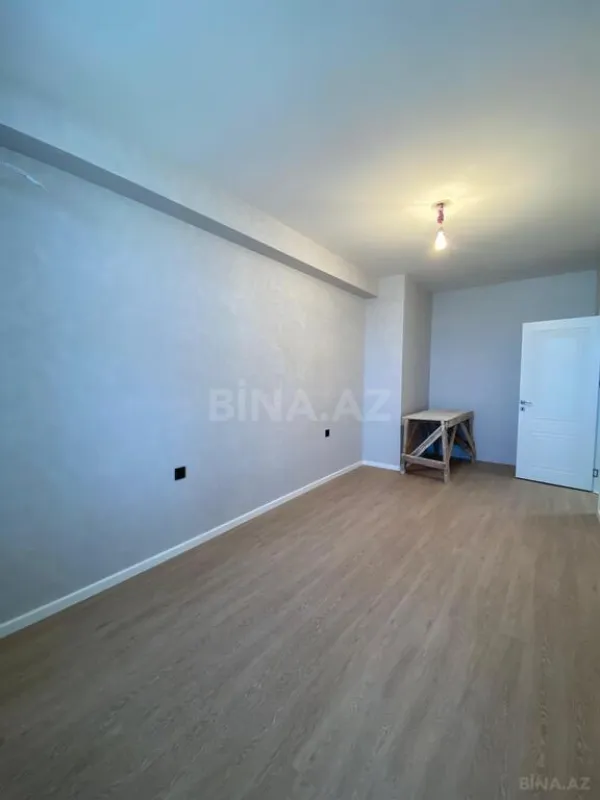 Satılır 3 otaqlı mənzil 115 m²